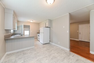134 Clarine Dr in Goose Creek, SC - Building Photo - Building Photo