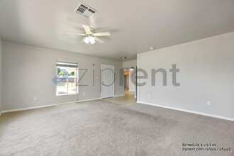 258 S Lazona Dr in Mesa, AZ - Building Photo - Building Photo