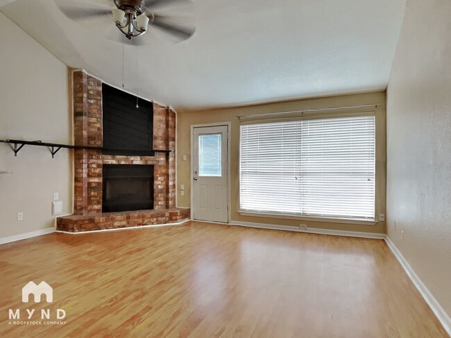 726 Beechbend Dr in Missouri City, TX - Foto de edificio - Building Photo