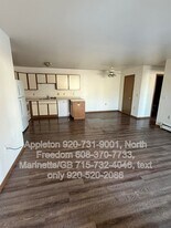 907 Madison Ave in Marinette, WI - Building Photo