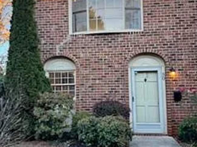 property at 3101 Link Rd