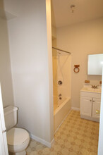 11 Broadway in Kingston, NY - Building Photo - Building Photo