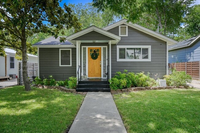 property at 1709 Payne Ave