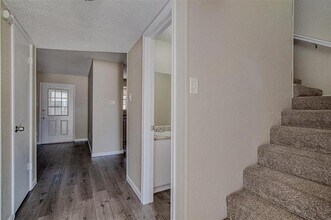 836 NW Summercrest Blvd in Burleson, TX - Building Photo - Building Photo