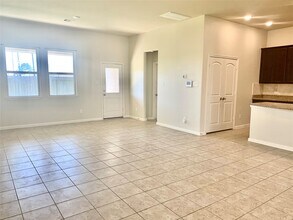 18511 Espada St in Houston, TX - Foto de edificio - Building Photo