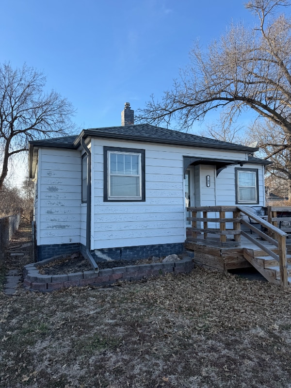 property at 105 S Sumner St