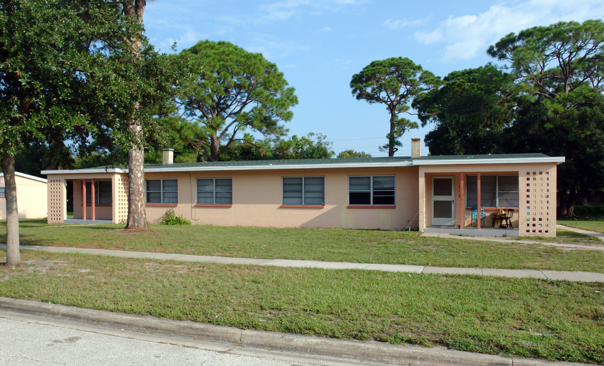 1048-1050 Fern Ave in Cocoa, FL - Building Photo