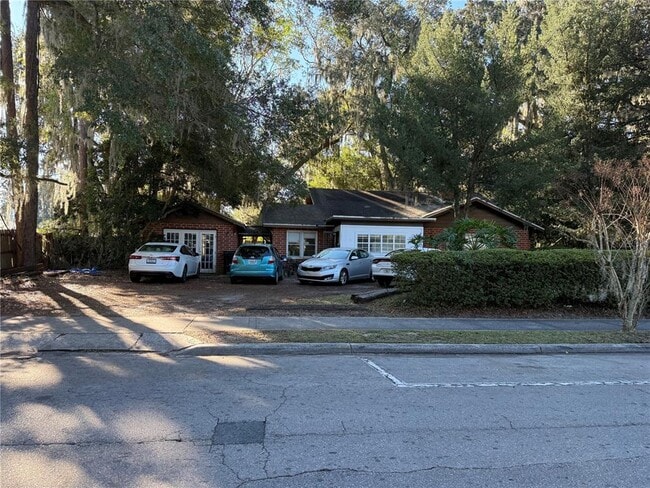 property at 1521 NW 7th Ave