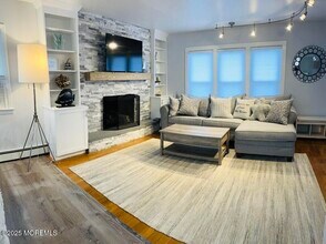 425 Yale Ave in Point Pleasant Beach, NJ - Building Photo - Building Photo