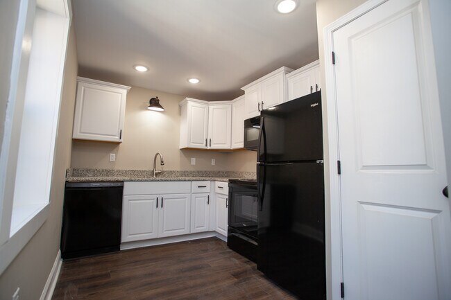 300 Church St NW, Unit 35 in Valdese, NC - Building Photo - Building Photo