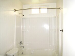 2176 Spanishgate Ct in San Jose, CA - Foto de edificio - Building Photo