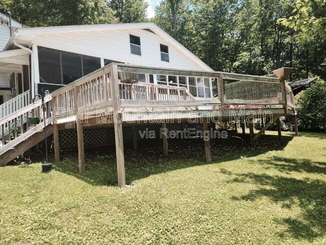 property at 488 Lake Hosea Dr