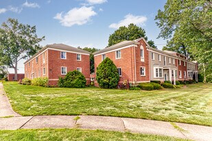 Parkview Apartments in Akron, OH - Building Photo