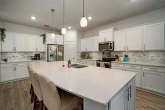 10925 Green Harvest Dr. in Riverview, FL - Foto de edificio - Building Photo