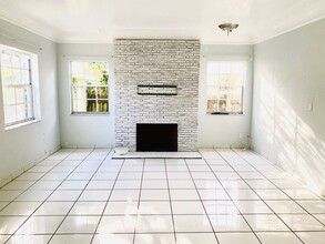 1801 SW 10th St in Miami, FL - Building Photo - Building Photo