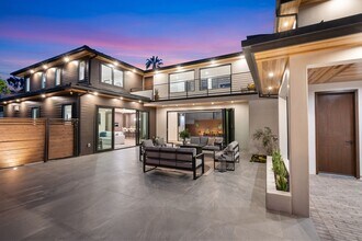 5610 Bellevue Ave in San Diego, CA - Building Photo - Building Photo