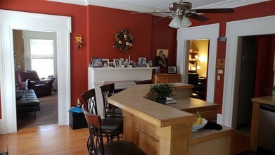 756 Hudson Ave-Unit -APT # 1st floor, Front in Stillwater, NY - Building Photo - Building Photo