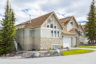 129 Carey in Canmore, AB - Building Photo