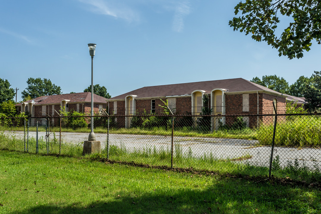 Anchor Blu in Memphis, TN - Building Photo