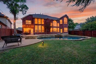 8310 Sawgrass Ln in Rowlett, TX - Building Photo