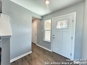 108 Bass Ln in New Braunfels, TX - Building Photo - Building Photo