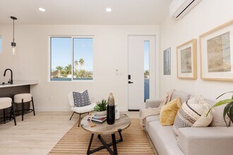 3348 Lockwood Dr in San Diego, CA - Building Photo - Building Photo