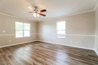 95 Woodcreek Ln in Clayton, NC - Building Photo - Building Photo