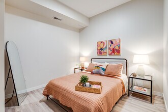 Ratio in Columbia Heights, MN - Foto de edificio - Interior Photo