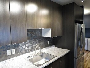 7 E Elm St-Unit -Unit 3 in Chippewa Falls, WI - Building Photo - Building Photo