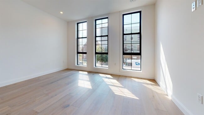 580 Palisade Ave in Jersey City, NJ - Building Photo - Building Photo