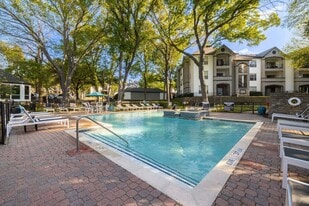 Thornbury at Chase Oaks in Plano, TX - Building Photo