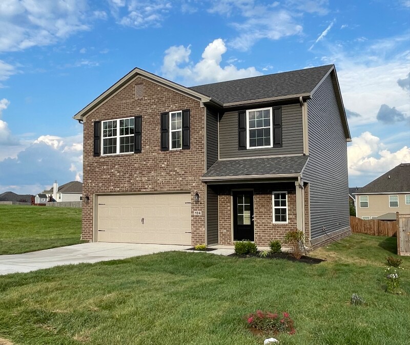 124 Travis Wy in Georgetown, KY - Building Photo