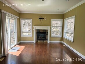 45977 Weeden Dr in Chilliwack, BC - Building Photo - Building Photo