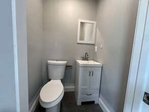 30 E Henry St, Unit 1 in Linden, NJ - Building Photo - Building Photo