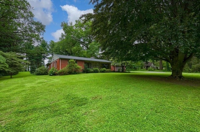 376 Arbor Rd in Lancaster, PA - Building Photo - Building Photo