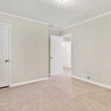 2390 Ousley Ct in Decatur, GA - Building Photo - Building Photo
