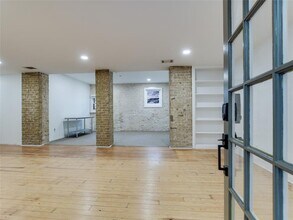 702 San Antonio St in Austin, TX - Building Photo - Building Photo