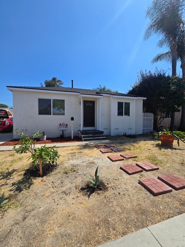4044 167th St in Lawndale, CA - Building Photo - Building Photo