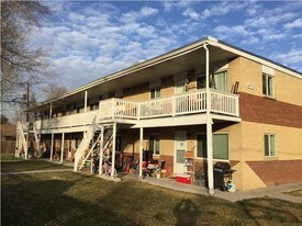 10771 W 38th Ave in Wheat Ridge, CO - Foto de edificio - Building Photo