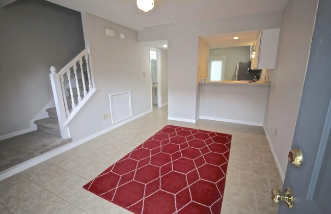 797 E Sherwood Hills Dr in Bloomington, IN - Foto de edificio - Building Photo