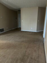 421 Autumn Lake Ct in Mcdonough, GA - Building Photo - Building Photo