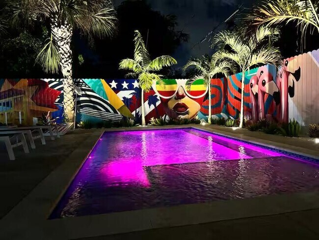 322 NW 4th Ave in Delray Beach, FL - Foto de edificio - Building Photo
