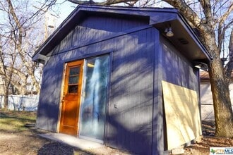 617 S 1st St in Copperas Cove, TX - Foto de edificio - Building Photo