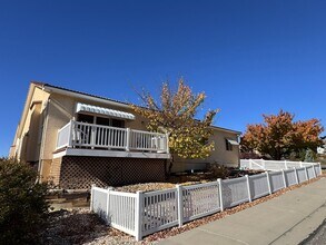 585 Grand Cascade Way in Grand Junction, CO - Building Photo - Building Photo