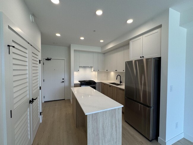 19953-19976 76 Ave in Langley, BC - Building Photo - Building Photo