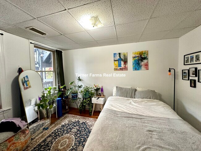 9 Woodbridge St, Unit 4 in Cambridge, MA - Building Photo - Building Photo