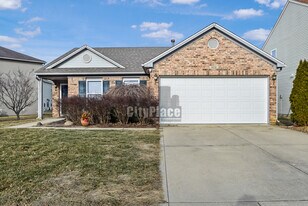 9038 Stones Bluff Pl in Indianapolis, IN - Building Photo