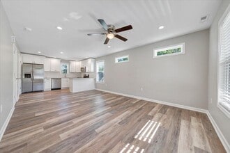 1702 Baldwin Ave NE in Roanoke, VA - Building Photo - Building Photo