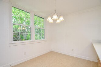 8810 Ilona Ln in Houston, TX - Building Photo - Building Photo
