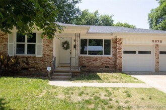 5678 S Yorktown Pl, Unit #1 in Tulsa, OK - Building Photo - Building Photo